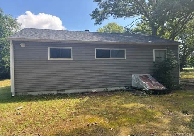 Homes for sale in Riverhead, NY | 427 Doctors Path, Riverhead, NY 11901 | MLS# 1024096