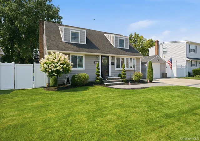 Photo 3 of Sale Pending at 3956 Wicks Ave, Hempstead, NY 11783 | MLS# 1024103 | Listing updated on 2026-07-28
