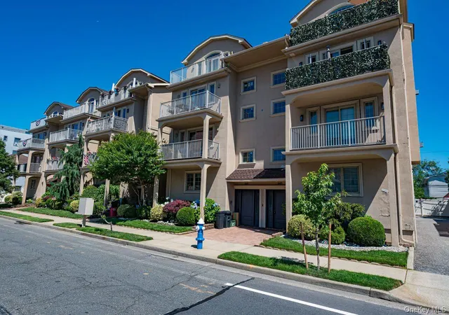 Homes for sale in Long Beach, NY | 441 E Broadway #A, Long Beach, NY 11561 | MLS# 1024108