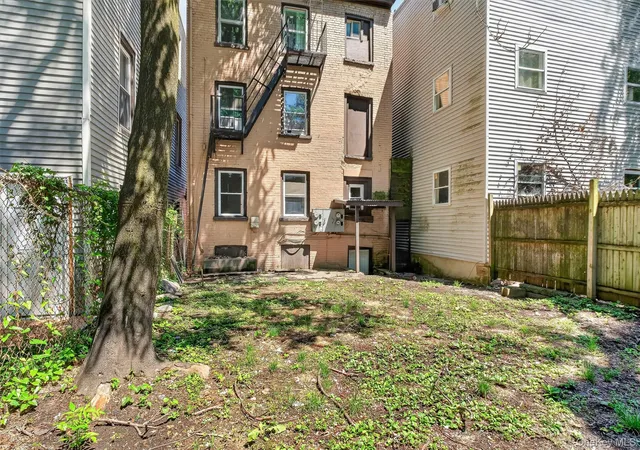Homes for sale in Newburgh (city), NY | 155 Chambers St, Newburgh (city), NY 12550 | MLS# 1024126