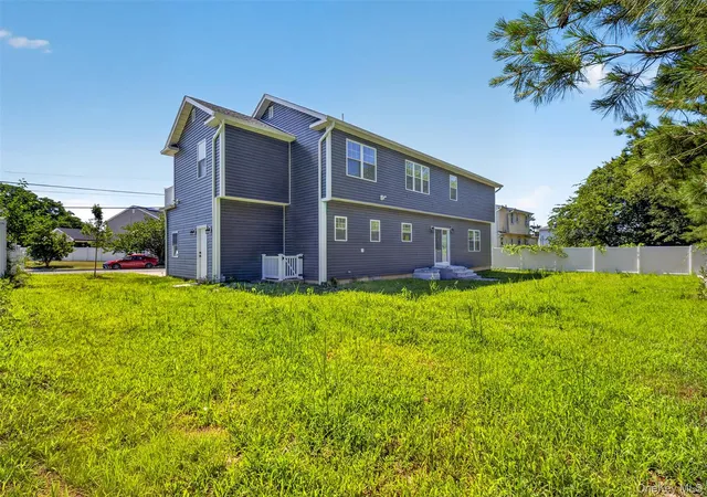 Homes for sale in Babylon, NY | 139 Miller Ave, Babylon, NY 11701 | MLS# 1024130