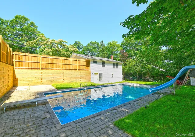 Homes for sale in Brookhaven, NY | 33 Robin Rd, Brookhaven, NY 11778 | MLS# 1024142