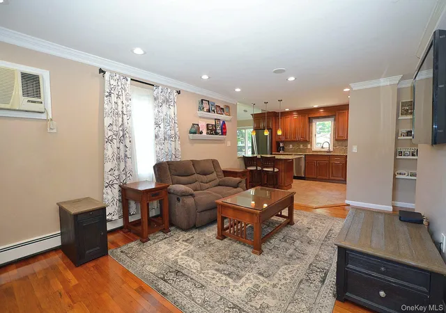 4th image of 82 Stahley St, Islip, NY 11717 | MLS# 1024146