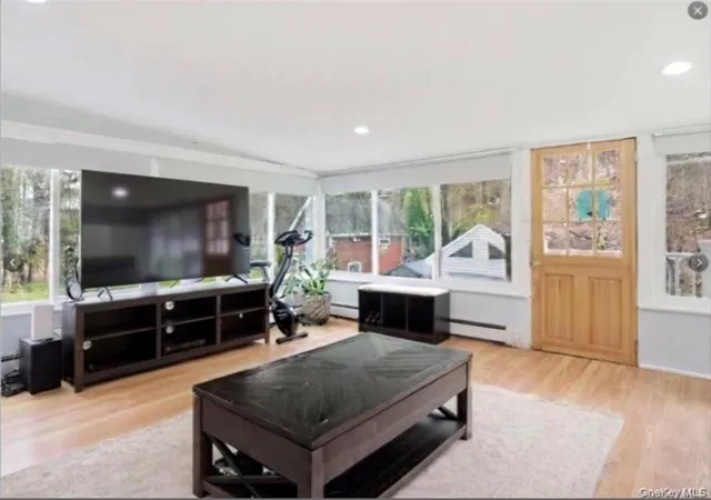 Photo 5 of Sale Pending at 168 W Hartsdale Ave, Hartsdale, NY 10530 | MLS# 1024154 | Listing updated on 2026-07-23