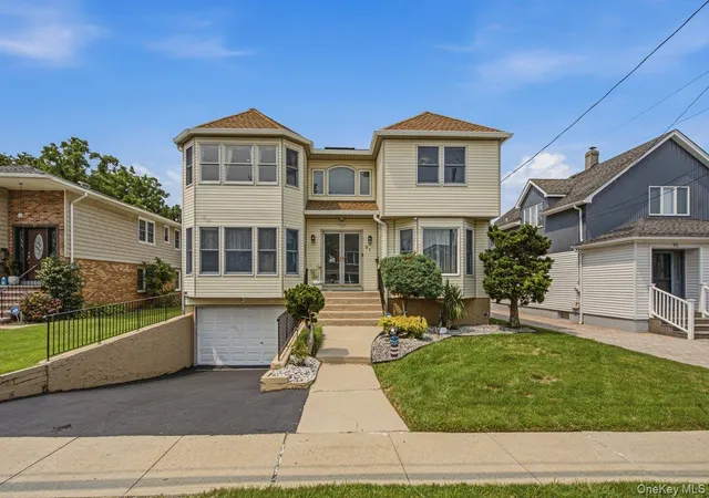 Photo 1 of Sale Pending at 91 Macgregor Ave, North Hempstead, NY 11577 | MLS# 1024186 | Listing updated on 2026-08-31