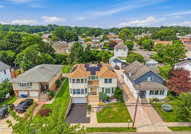 Photo 2 of Sale Pending at 91 Macgregor Ave, North Hempstead, NY 11577 | MLS# 1024186 | Listing updated on 2026-08-31