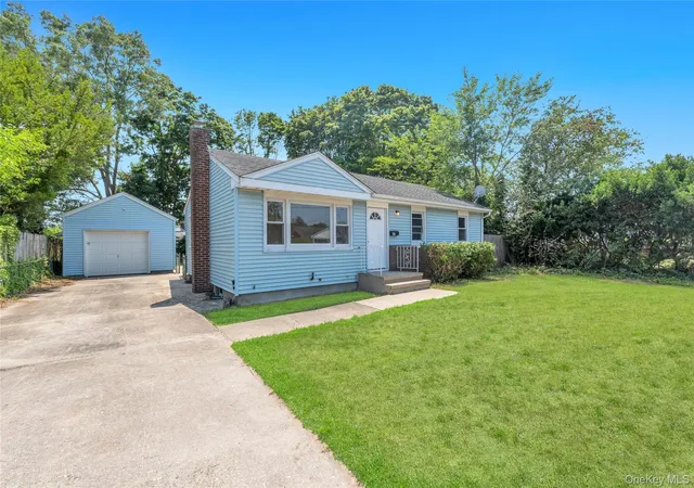 3rd image of 61 Herbert Cir, Patchogue, NY 11772 | MLS# 1024187