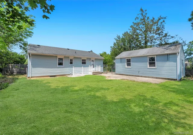 5th image of 61 Herbert Cir, Patchogue, NY 11772 | MLS# 1024187