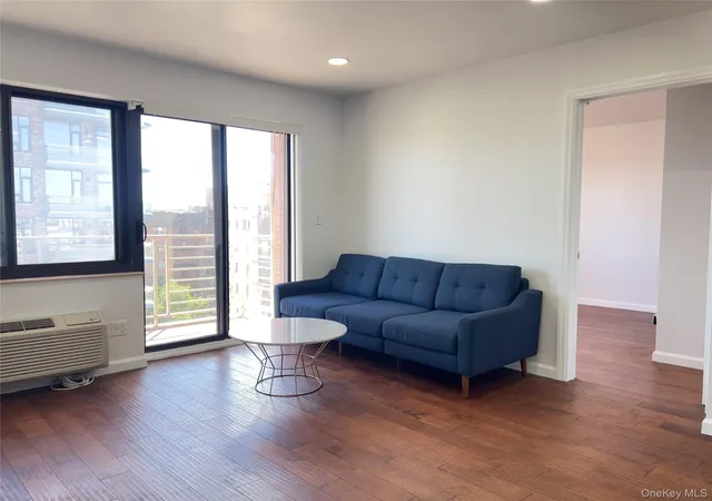 2nd image of 3138 137th St #7B, New York, NY 11354 | MLS# 1024193