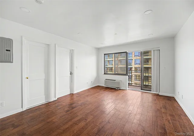 4th image of 3138 137Th St #7B, New York, NY 11354 | MLS# 1024193