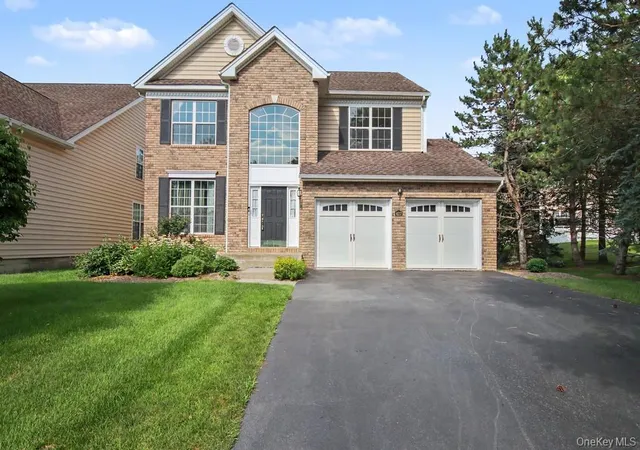 Photo 3 of Single family home for sale at 427 Vassar Pl, Fishkill, NY 12524 | MLS# 1024194 | Listing updated on 2026-08-02