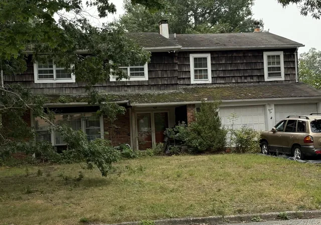 Photo 1 of Single family home for sale at 36 Forest Ln, Coram, NY 11727 | MLS# 1024195 | Listing updated on 2026-08-18