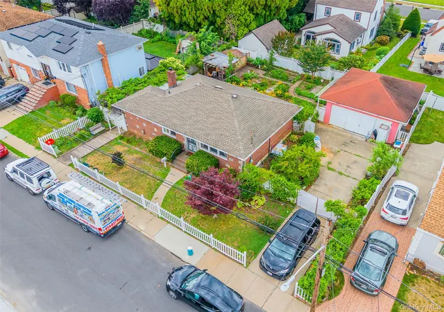 Photo 3 of Single family home for sale at 100 Memphis Ave, Hempstead, NY 11001 | MLS# 1024197 | Listing updated on 2026-08-30