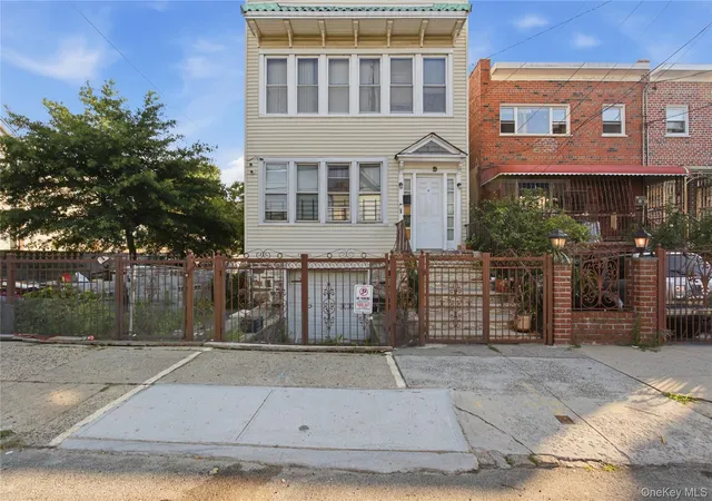 Photo 1 of Multi family home for sale at 739 E 224th Street, Bronx, NY 10466 | MLS# 1024200 | Listing updated on 2026-08-23