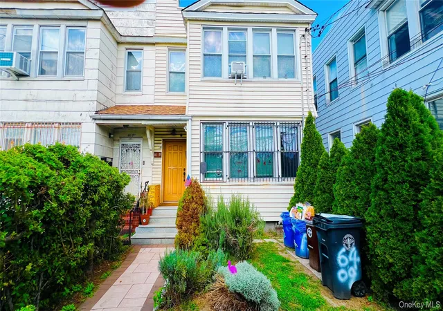 Homes for sale in New York, NY | 64 09 Woodside Ave #2 Family Frame, New York, NY 11377 | MLS# 1024224