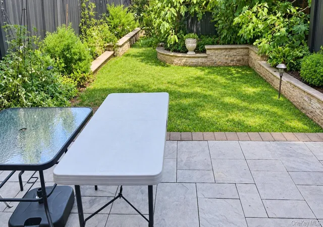 Photo 3 of Sale Pending at 64 09 Woodside Ave #2 Family Frame, New York, NY 11377 | MLS# 1024224 | Listing updated on 2026-10-08