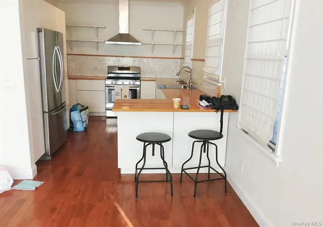 Homes for sale in New York, NY | 64-09 Woodside Ave #2 Family Frame, New York, NY 11377 | MLS# 1024224