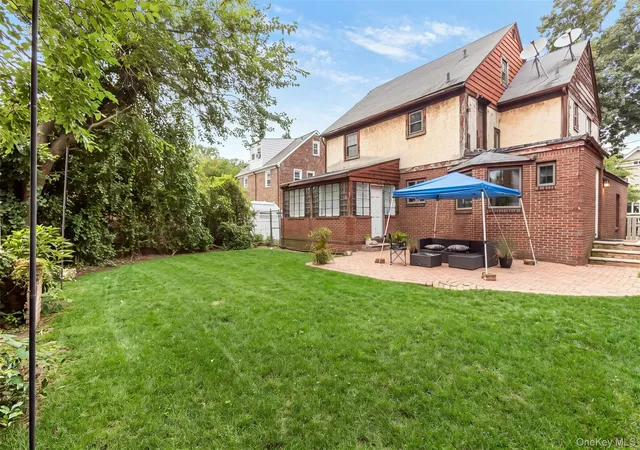 17th image of 254 E Argyle St, Hempstead, NY 11580 | MLS# 1024229