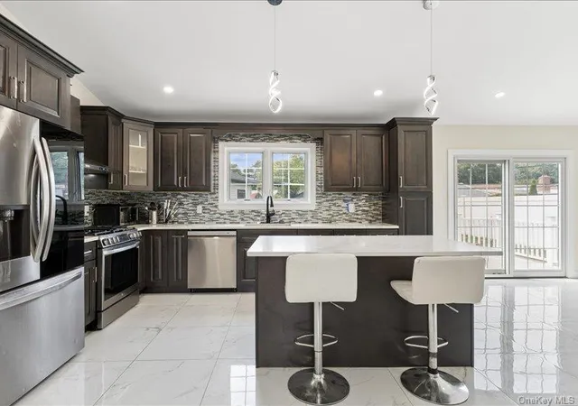 Photo 4 of Single family home for sale at 858 Prescott St, Valley Stream, NY 11580 | MLS# 1024236 | Listing updated on 2026-07-25