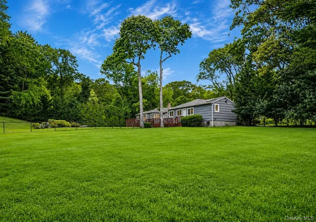 47th image of 4 Durham Dr, Huntington, NY 11746 | MLS# 1024270