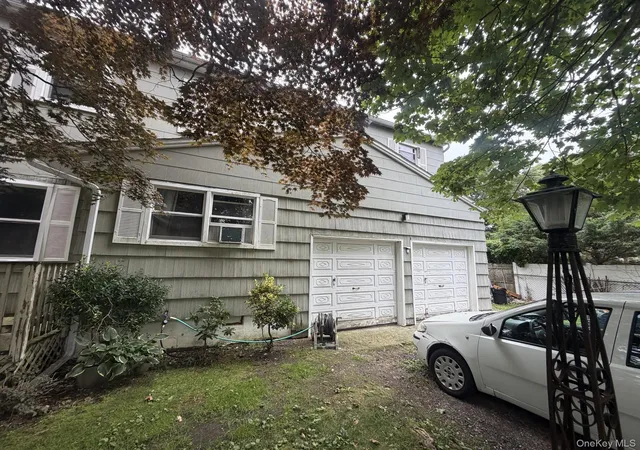Homes for sale in Brookhaven, NY | 8 Windus Dr, Brookhaven, NY 11967 | MLS# 1024282
