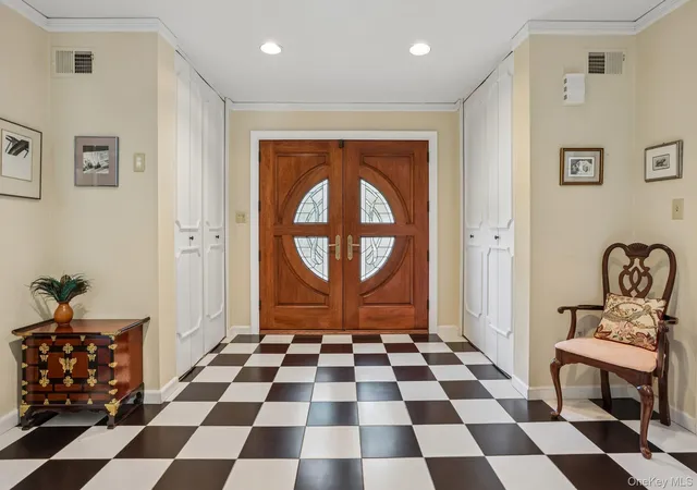 Photo 3 of Sale Pending at 39 Woodhaven Dr, Clarkstown, NY 10956 | MLS# 1024286 | Listing updated on 2026-08-25