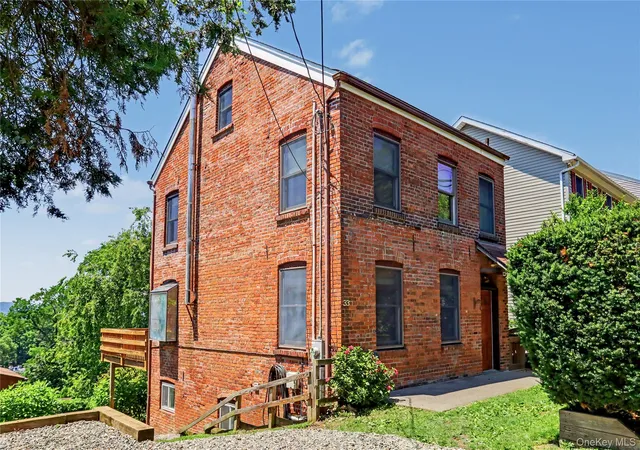 Photo 1 of Sale Pending at 33 Cedar Ln, Ossining, NY 10562 | MLS# 1024303 | Listing updated on 2026-08-04