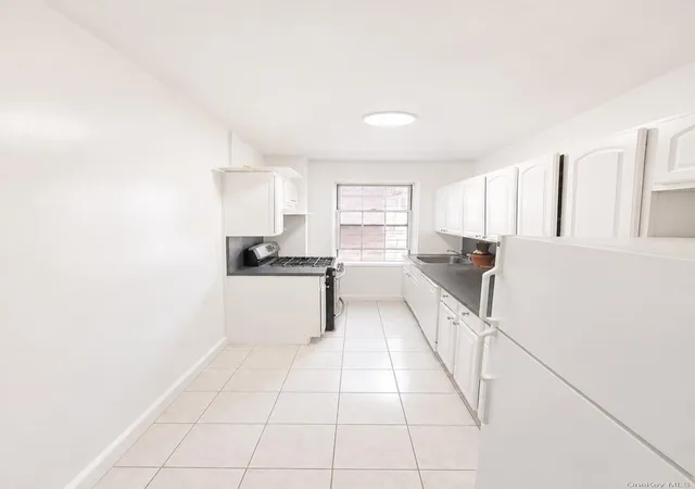 3rd image of 3051 Hobart St, New York, NY 11238