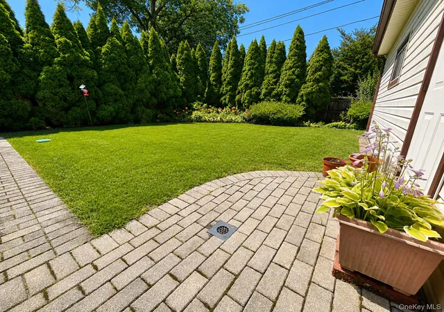 2nd image of 140 Andrew Ave, Hempstead, NY 11554 | MLS# 1024313