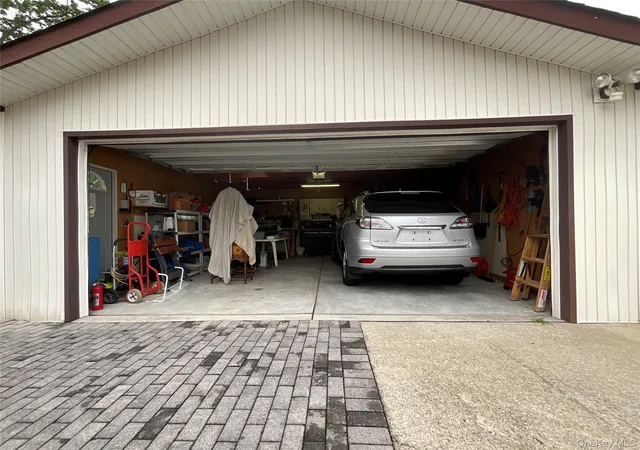 4th image of 140 Andrew Ave, Hempstead, NY 11554 | MLS# 1024313