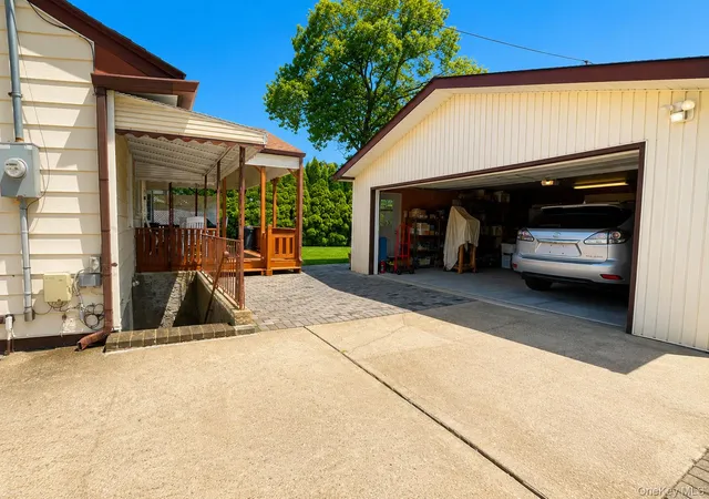 5th image of 140 Andrew Ave, Hempstead, NY 11554 | MLS# 1024313