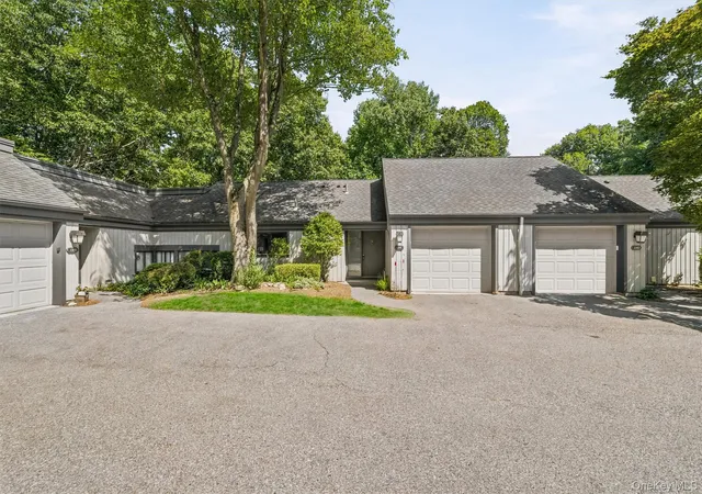Photo 2 of Condo for sale at 358 Heritage Hills #C, Somers, NY 10589 | MLS# 1024317 | Listing updated on 2026-08-29