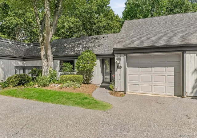 Photo 2 of Condo for sale at 358 Heritage Hills #C, Somers, NY 10589 | MLS# 1024317 | Listing updated on 2026-08-29