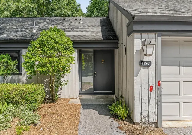 Photo 3 of Condo for sale at 358 Heritage Hills #C, Somers, NY 10589 | MLS# 1024317 | Listing updated on 2026-08-29