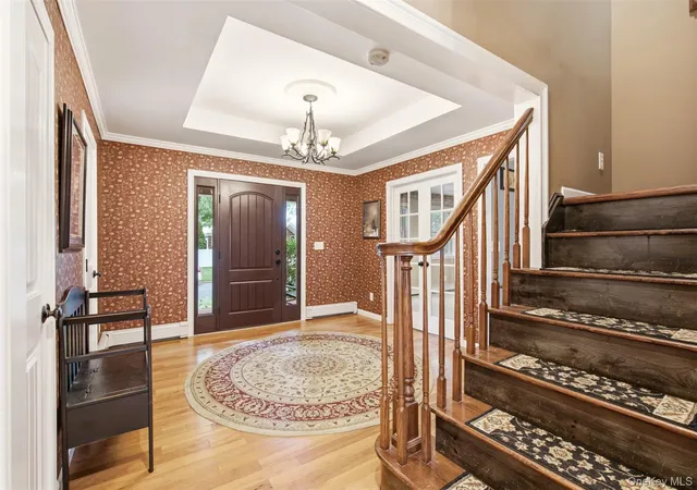 2nd image of 83 Hedgerow, Huntington, NY 11725 | MLS# 1024323