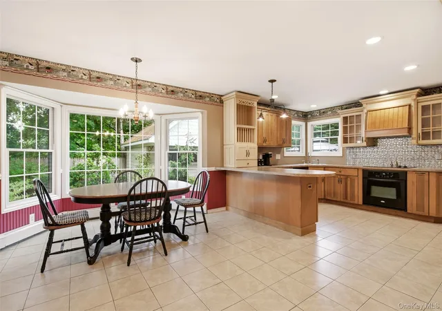 5th image of 83 Hedgerow, Huntington, NY 11725 | MLS# 1024323