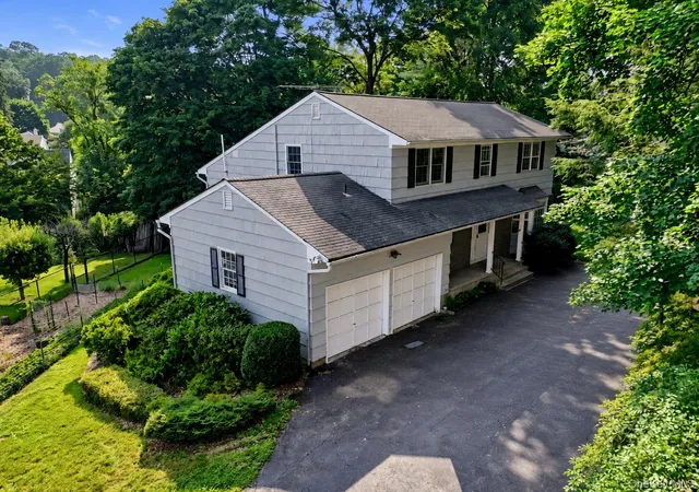 Photo 1 of Sale Pending at 49 E Ridge Ln, Mount Kisco, NY 10549 | MLS# 1024331 | Listing updated on 2026-08-11