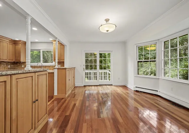 Photo 5 of Sale Pending at 49 E Ridge Ln, Mount Kisco, NY 10549 | MLS# 1024331 | Listing updated on 2026-08-11