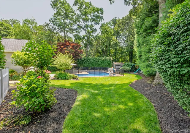 5th image of 8 Quaker Hill Rd, Brookhaven, NY 11790 | MLS# 1024345