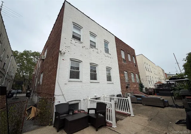 Photo 3 of House for sale at 29-27 200th Street, New York, NY 11360 | MLS# 1024361 | Listing updated on 2026-08-06