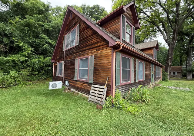 3rd image of 690 Route 311, Patterson, NY 12563 | MLS# 1024373