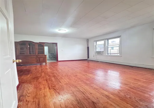 14th image of 88 16 85th St, New York, NY 11421 | MLS# 1024391