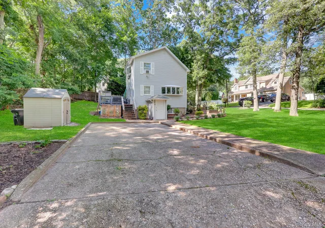 5th image of 14 Neponsit Rd, Brookhaven, NY 11789 | MLS# 1024397