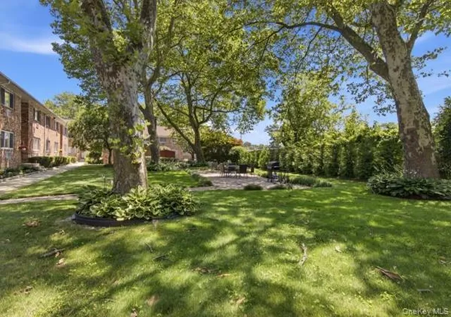 Homes for sale in Huntington, NY | 105 Prime Ave #B6, Huntington, NY 11743 | MLS# 1024399