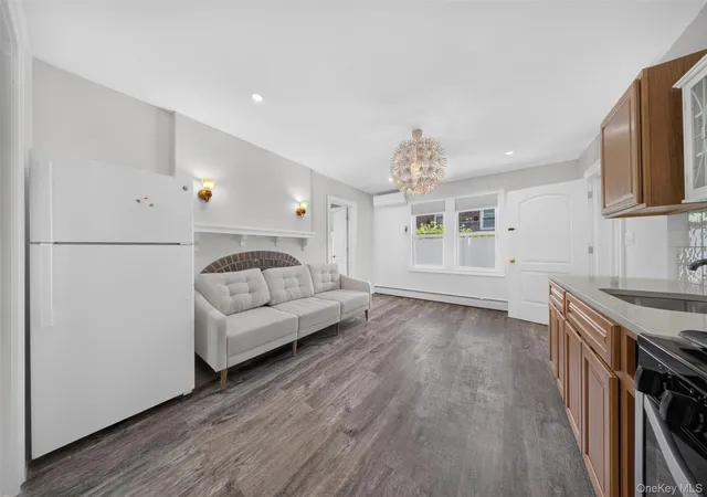 Homes for sale in New York, NY | 3822 205Th St, New York, NY 11361 | MLS# 1024422