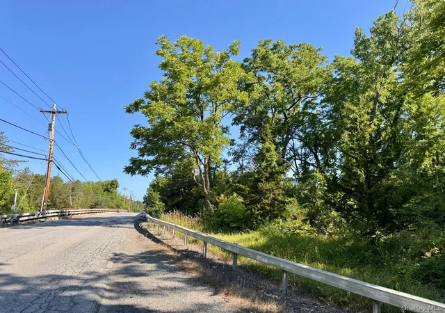 12th image of 80 Fishkill Hook Rd, East Fishkill, NY 12533 | MLS# 1024433