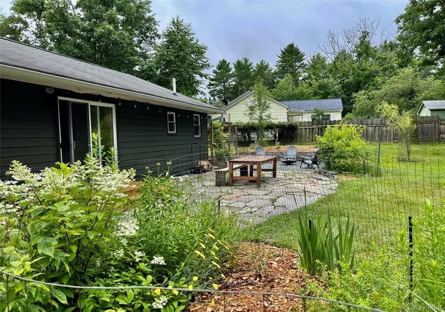 Photo 4 of Single family home for sale at 171 Yulan Barryville Rd, Barryville, NY 12719 | MLS# 1024439 | Listing updated on 2026-07-23
