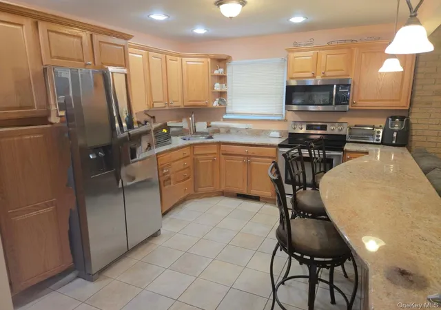 Photo 3 of Sale Pending at 131 Ethel St, Hempstead, NY 11580 | MLS# 1024451 | Listing updated on 2026-08-26