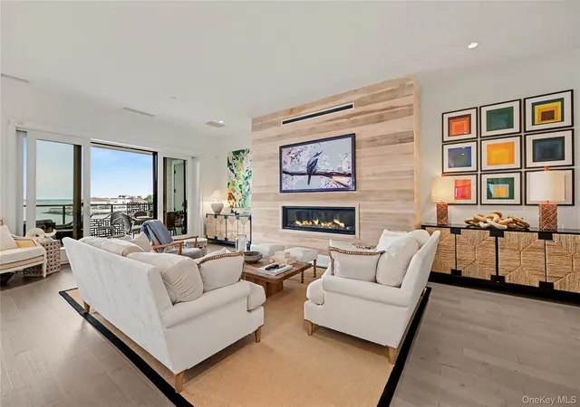 3rd image of 740 Davenport Ave, New Rochelle, NY 10805