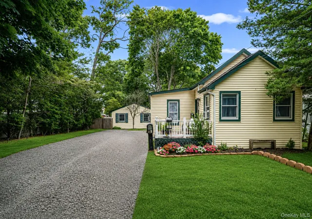Photo 1 of Sale Pending at 36 Rosalie Pl, Brookhaven, NY 11772 | MLS# 1024480 | Listing updated on 2026-08-14